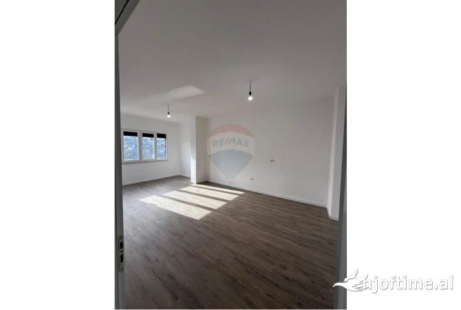 Shtepi ne shitje 2+1 ne Tirane - 145,000 Euro