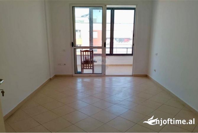 Shtepi ne shitje 2+1 ne Tirane - 118,000 Euro