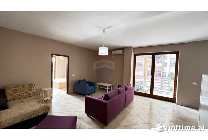 Shtepi me qera 3+1 ne Tirane - 800 Euro