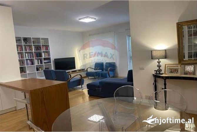 Shtepi me qera Apartament ne Tirane, 2+1, Mobilimi E mobiluar, Pagesa 700  Euro.