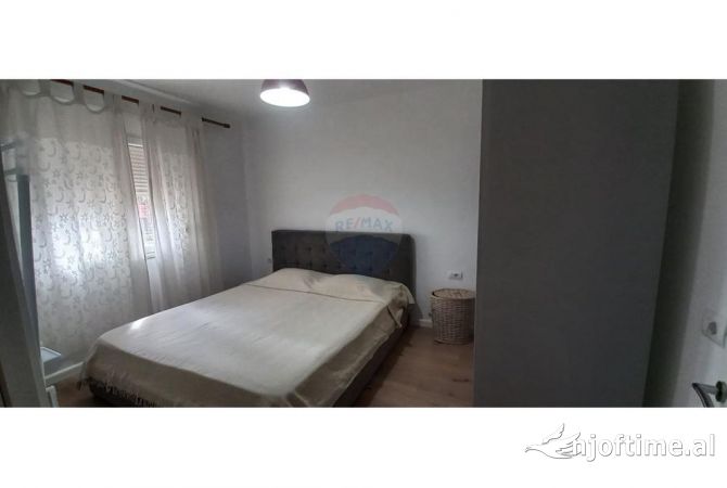 Shtepi me qera Apartament ne Tirane, 1+1, Mobilimi E mobiluar, Pagesa 700  Euro.