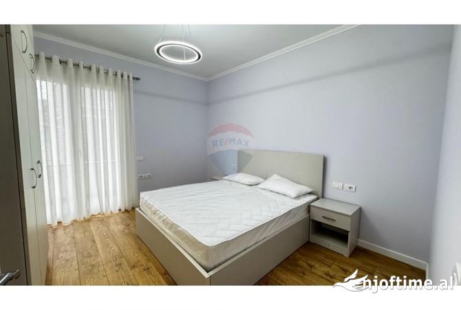 Shtepi me qera 2+1 ne Tirane - 50,000 Leke