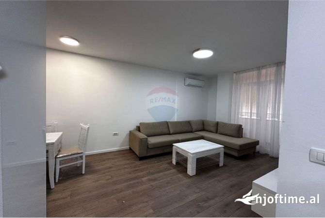 Shtepi me qera 1+1 ne Tirane - 450 Euro
