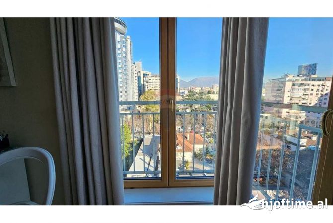 Shtepi me qera Apartament ne Tirane, 2+1, Mobilimi E mobiluar, Pagesa 1,800  Euro.