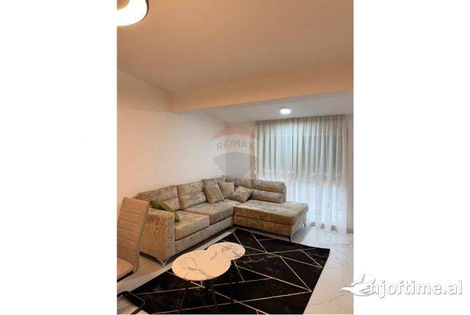 Shtepi me qera 1+1 ne Tirane - 48,000 Leke