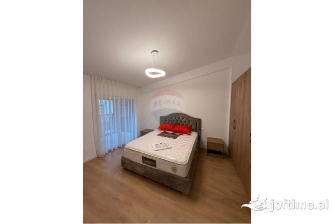 Shtepi me qera 1+1 ne Tirane - 48,000 Leke