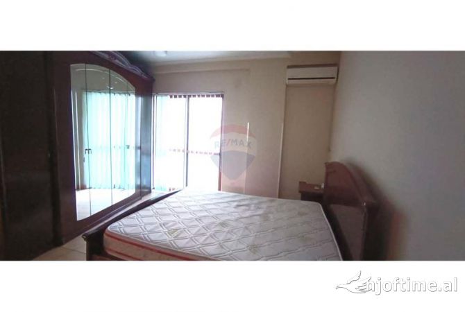 Shtepi me qera Apartament ne Tirane, 2+1, Mobilimi E mobiluar, Pagesa 550  Euro.