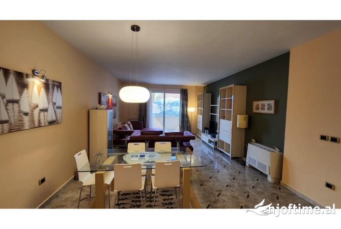 Shtepi me qera 2+1 ne Tirane - 780 Euro