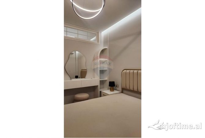 Shtepi me qera Apartament ne Tirane, 2+1, Mobilimi E mobiluar, Pagesa 1,200  Euro.