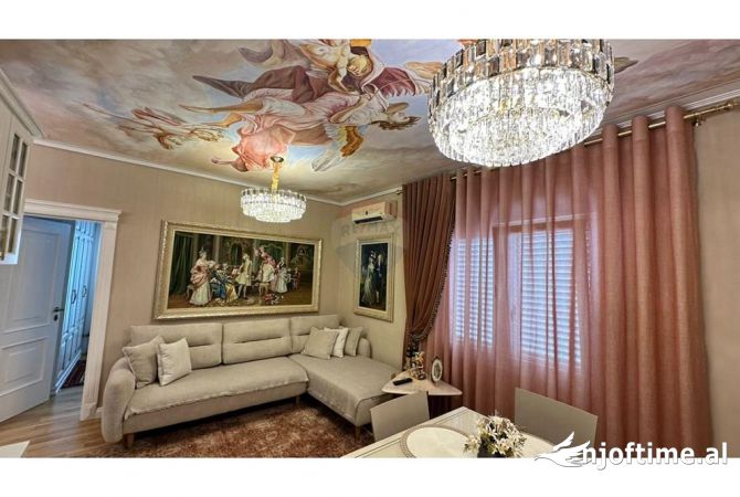 Shtepi me qera 2+1 ne Tirane - 1,200 Euro