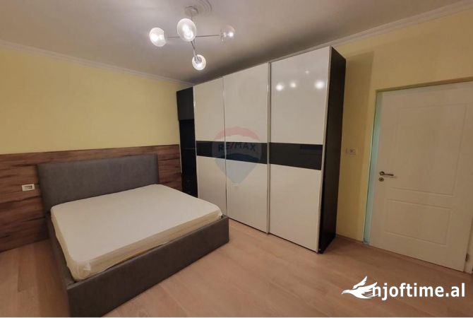 Shtepi me qera Apartament ne Tirane, 1+1, Mobilimi E mobiluar, Pagesa 60,000  Leke.