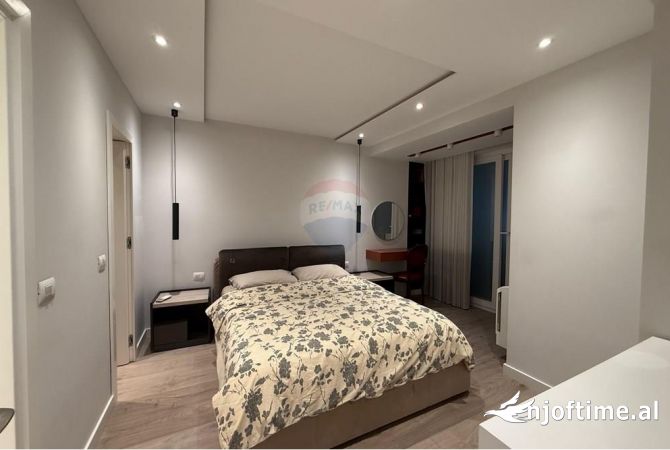 Shtepi me qera 2+1 ne Tirane - 1,200 Euro