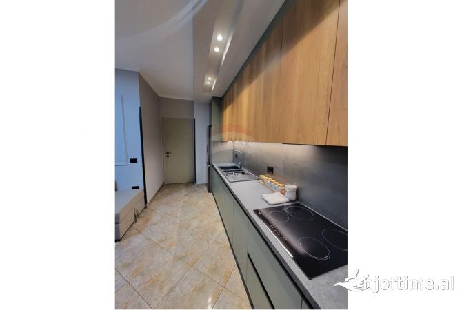 Shtepi me qera 2+1 ne Tirane - 480 Euro