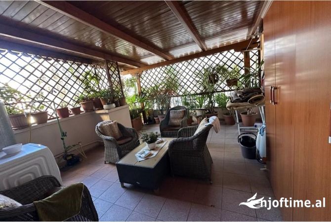 Shtepi me qera 2+1 ne Tirane - 80,000 Leke