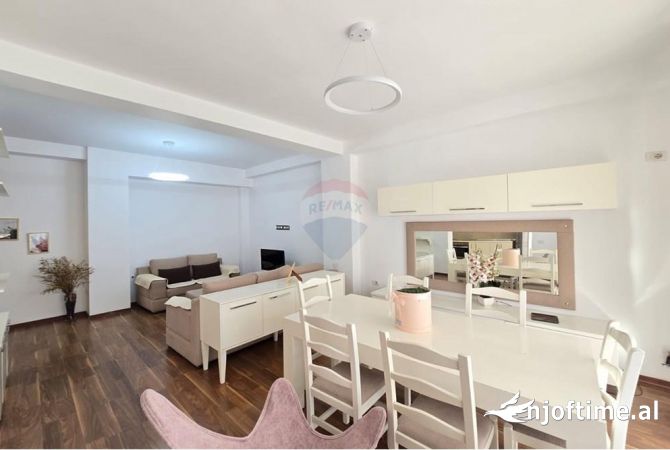 Shtepi me qera 3+1 ne Tirane - 1,000 Euro