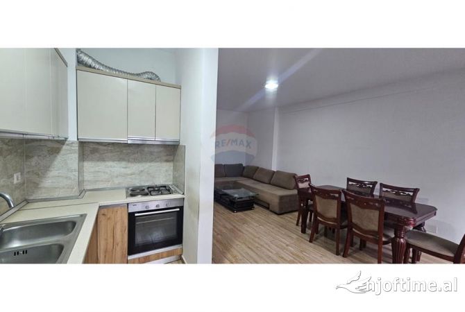 Shtepi me qera Apartament ne Tirane, 1+1, Mobilimi E mobiluar, Pagesa 50,000  Leke.