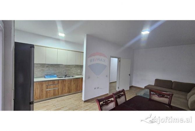 Shtepi me qera Apartament ne Tirane, 1+1, Mobilimi E mobiluar, Pagesa 50,000  Leke.
