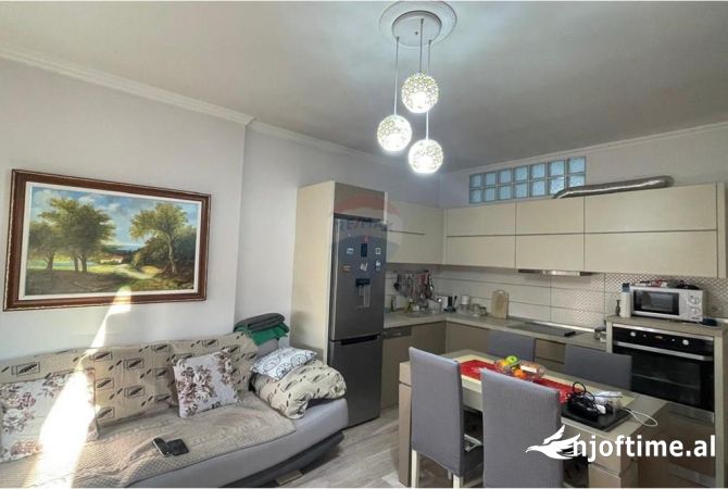 Shtepi me qera 1+1 ne Tirane - 550 Euro