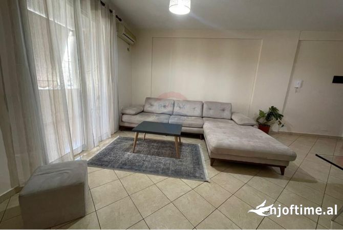 Shtepi me qera 2+1 ne Tirane - 600 Euro