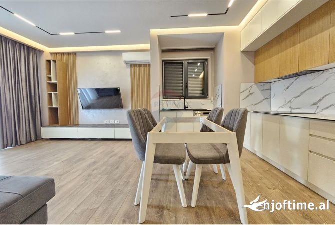 Casa in affitto 2+1 a Tirana - 1,000 Euro