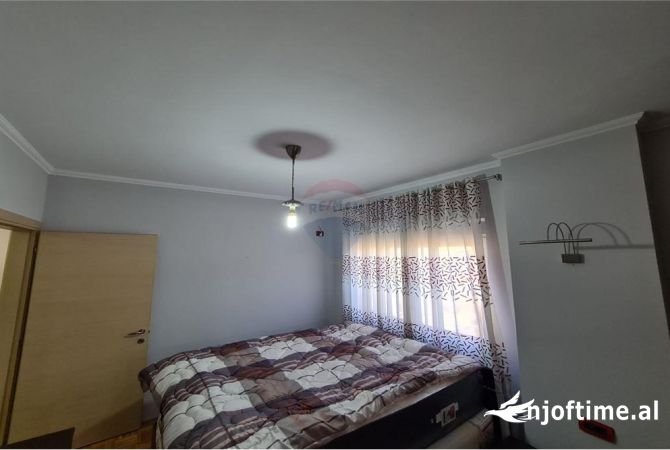 Shtepi me qera Apartament ne Tirane, 2+1, Mobilimi E mobiluar, Pagesa 600  Euro.