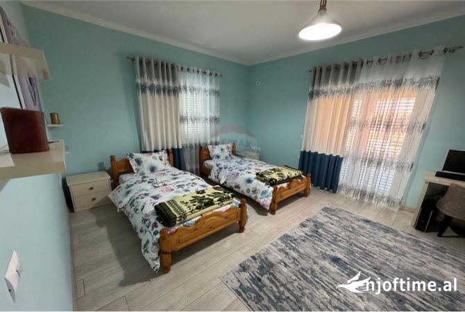 Shtepi me qera Apartament ne Tirane, 2+1, Mobilimi E mobiluar, Pagesa 600  Euro.