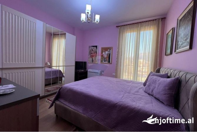 Shtepi me qera Apartament ne Tirane, 1+1, Mobilimi E mobiluar, Pagesa 700  Euro.