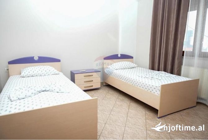 Shtepi me qera Apartament ne Tirane, 2+1, Mobilimi E mobiluar, Pagesa 1,500  Euro.