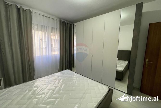 Shtepi me qera Apartament ne Tirane, 1+1, Mobilimi E mobiluar, Pagesa 650  Euro.