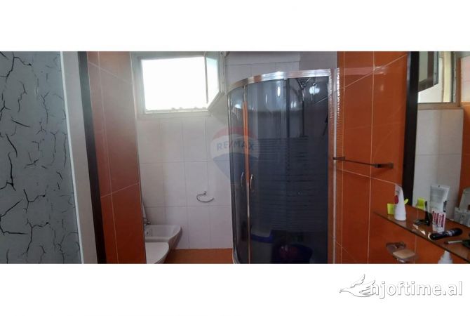 Shtepi me qera Apartament ne Tirane, 2+1, Mobilimi E mobiluar, Pagesa 650  Euro.