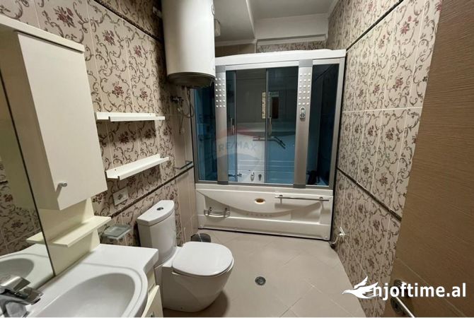 Shtepi me qera Apartament ne Tirane, 2+1, Mobilimi E mobiluar, Pagesa 650  Euro.