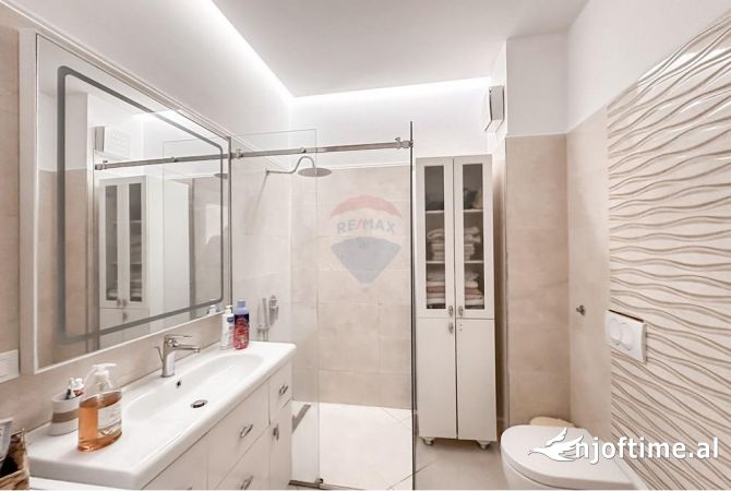 Shtepi me qera Apartament ne Tirane, 2+1, Mobilimi E mobiluar, Pagesa 1,500  Euro.