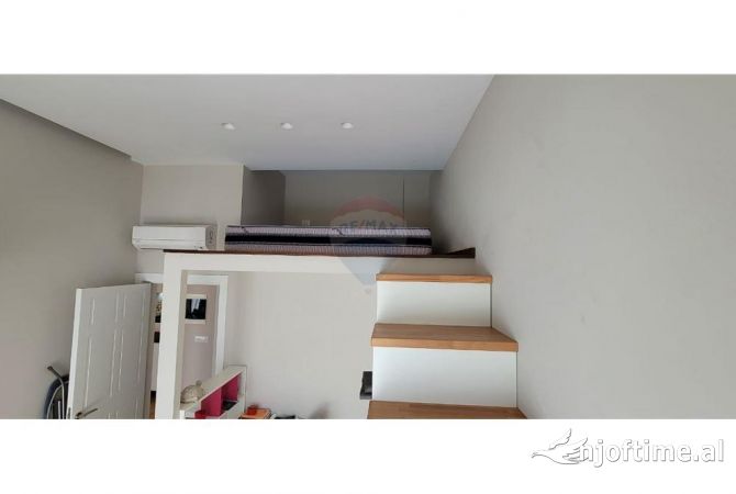 Shtepi me qera Apartament ne Tirane, 2+1, Mobilimi E mobiluar, Pagesa 900  Euro.