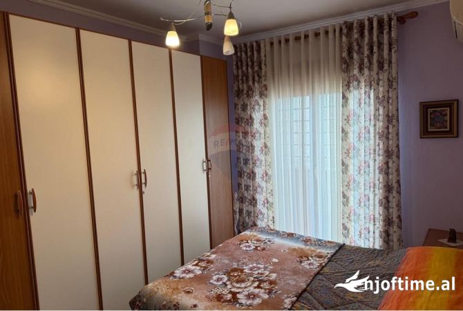 Shtepi me qera 1+1 ne Tirane - 700 Euro