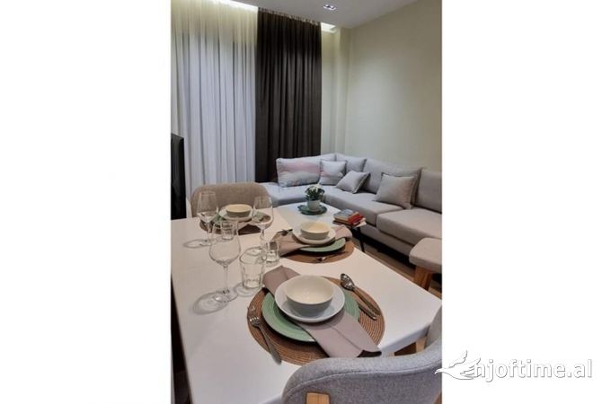 Shtepi me qera Apartament ne Tirane, 1+1, Mobilimi E mobiluar, Pagesa 650  Euro.