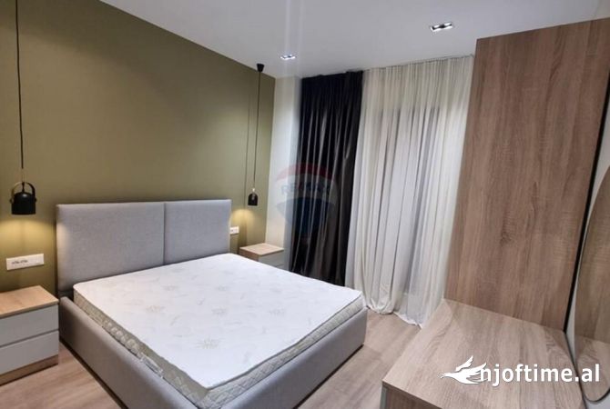 Shtepi me qera Apartament ne Tirane, 1+1, Mobilimi E mobiluar, Pagesa 650  Euro.