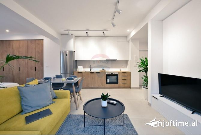 Shtepi me qera Apartament ne Tirane, Garsoniere, Mobilimi E mobiluar, Pagesa 60,000  Leke.