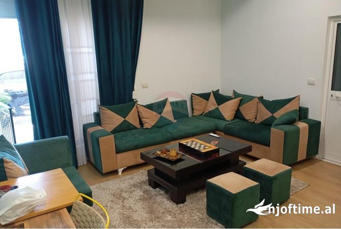 Shtepi me qera 2+1 ne Tirane - 45,000 Leke