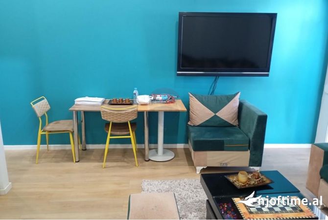 Shtepi me qera 2+1 ne Tirane - 45,000 Leke