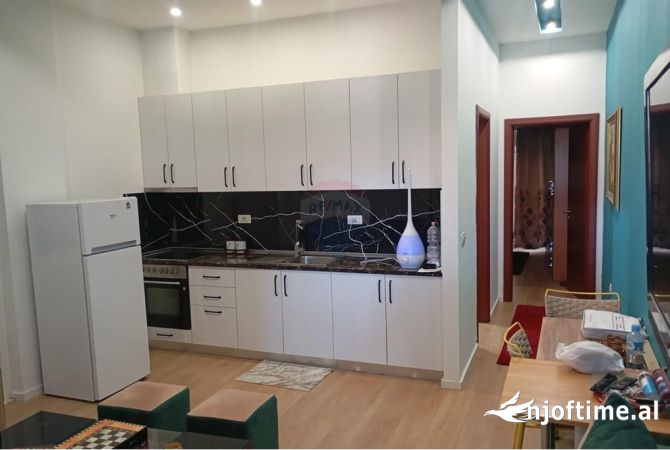 Shtepi me qera 2+1 ne Tirane - 45,000 Leke