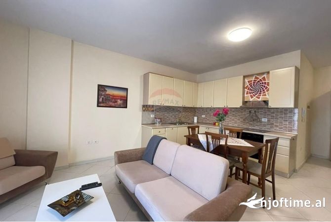 Shtepi me qera 1+1 ne Tirane - 550 Euro