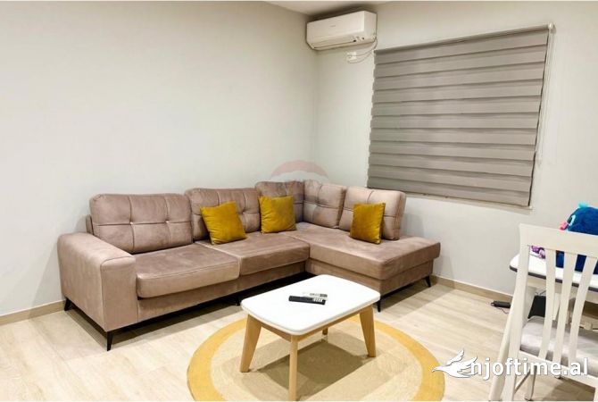 Shtepi me qera 2+1 ne Tirane - 600 Euro