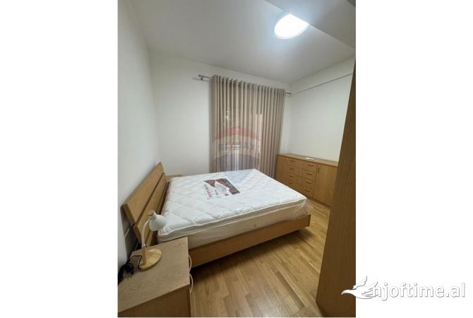 Shtepi me qera Apartament ne Tirane, 1+1, Mobilimi E mobiluar, Pagesa 700  Euro.