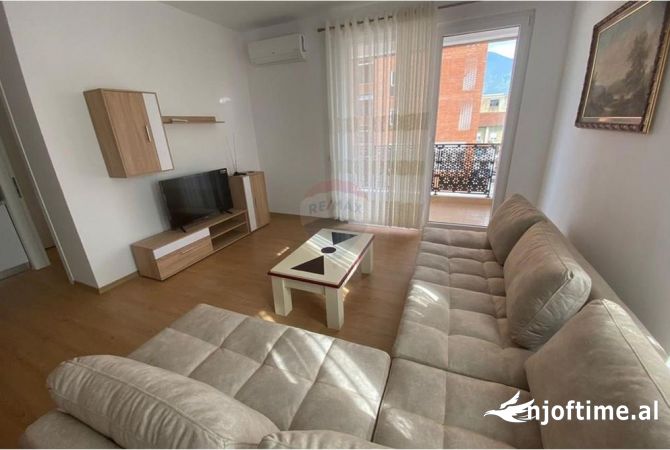 Shtepi me qera 2+1 ne Tirane - 600 Euro