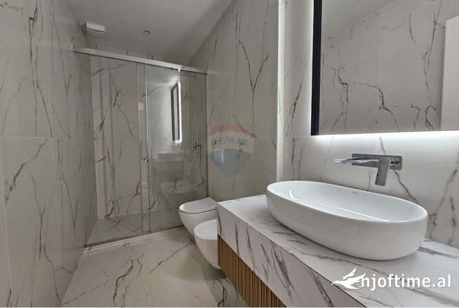 Shtepi me qera Apartament ne Tirane, 1+1, Mobilimi E mobiluar, Pagesa 1,200  Euro.