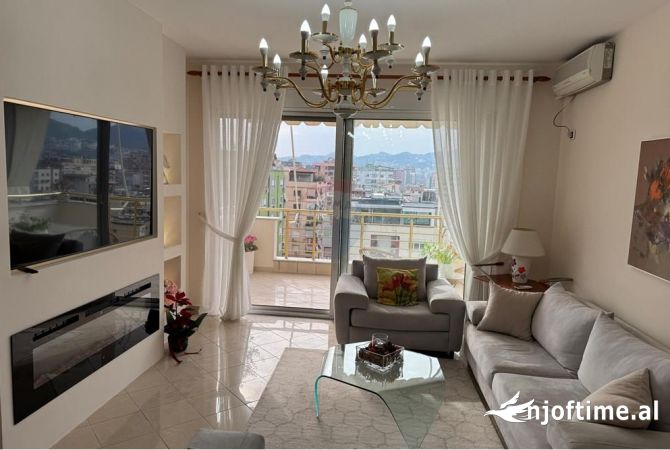 Shtepi me qera 2+1 ne Tirane - 1,200 Euro