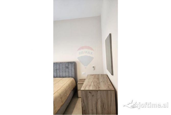 Shtepi me qera Apartament ne Tirane, 1+1, Mobilimi E mobiluar, Pagesa 750  Euro.