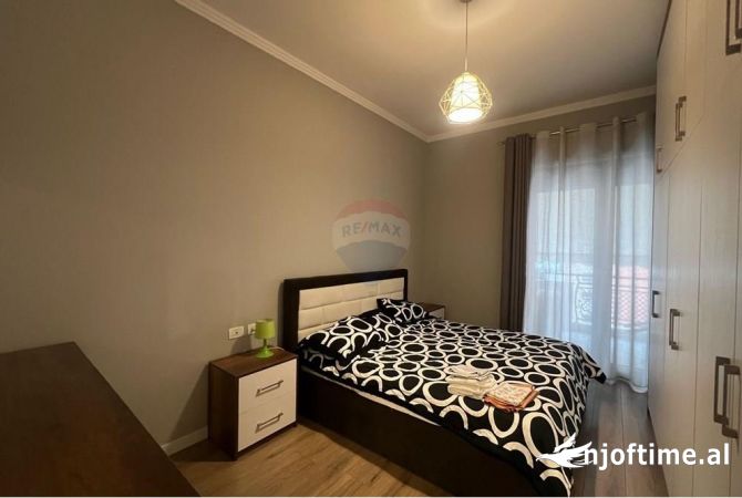 Shtepi me qera Apartament ne Tirane, 1+1, Mobilimi E mobiluar, Pagesa 800  Euro.