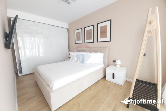 Shtepi me qera 2+1 ne Tirane - 1,500 Euro