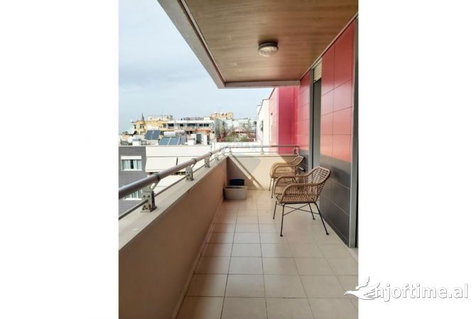 Shtepi me qera Apartament ne Tirane, 2+1, Mobilimi E mobiluar, Pagesa 1,500  Euro.